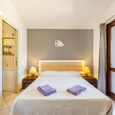 B&B Rotta Per Tavolara Porto San Paolo  Bagian luar foto