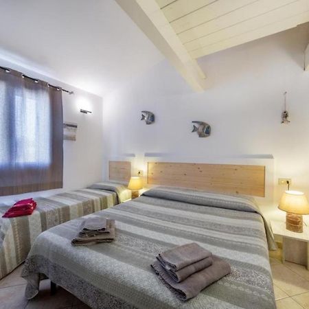B&B Rotta Per Tavolara Porto San Paolo  Bagian luar foto