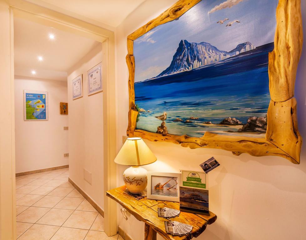 B&B Rotta Per Tavolara Porto San Paolo  Bagian luar foto